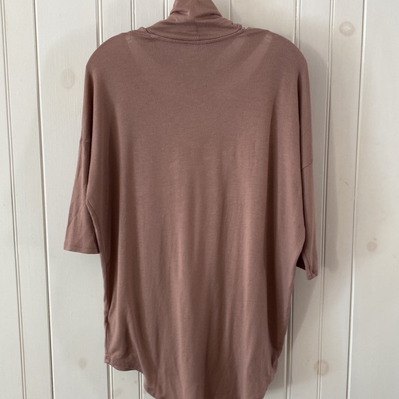 Women's Express Long Sleeve Shirt Size Medium - Picture 3 of 5